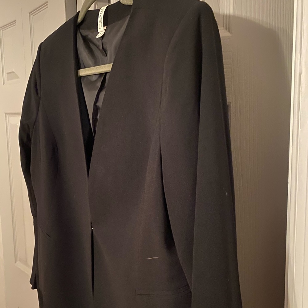 Black Mural Blazer with fancy sleeves